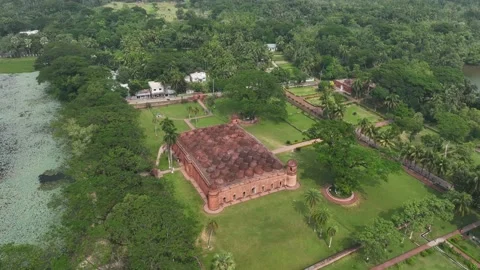 Sixty Dome Mosque aerial contact